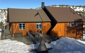 Awesome Home In Treungen With Wifi